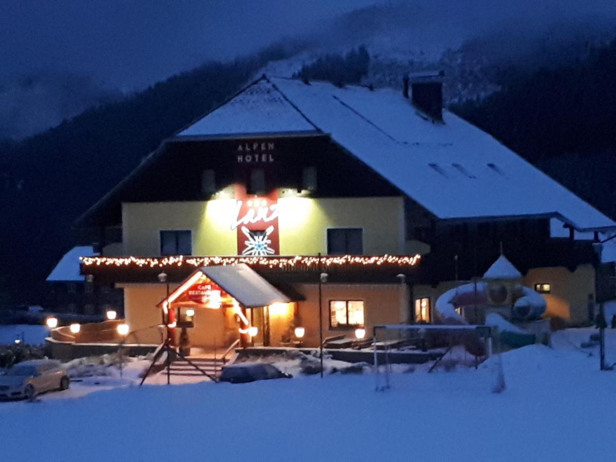 Alpenhotel & Aparthotel Lanz Hohentauern Exterior photo